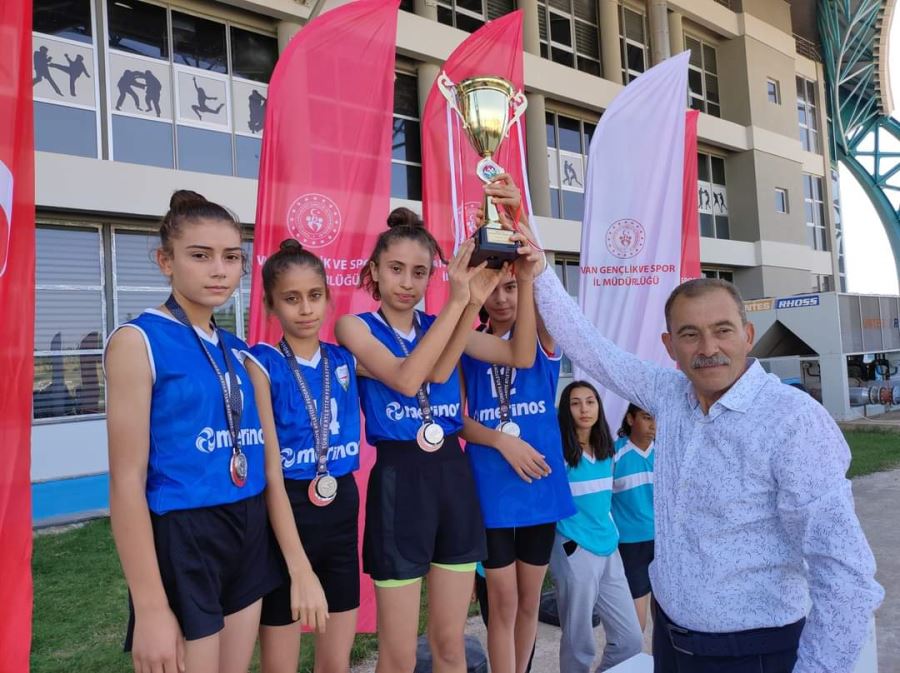 Besnili sporcular Türkiye ikincisi oldu