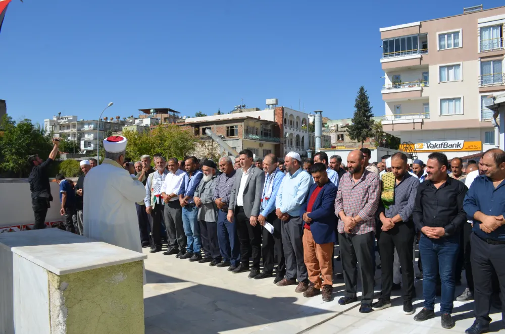 Besni’de hayatını kaybeden Filistinliler için gıyabi cenaze namazı kılındı
