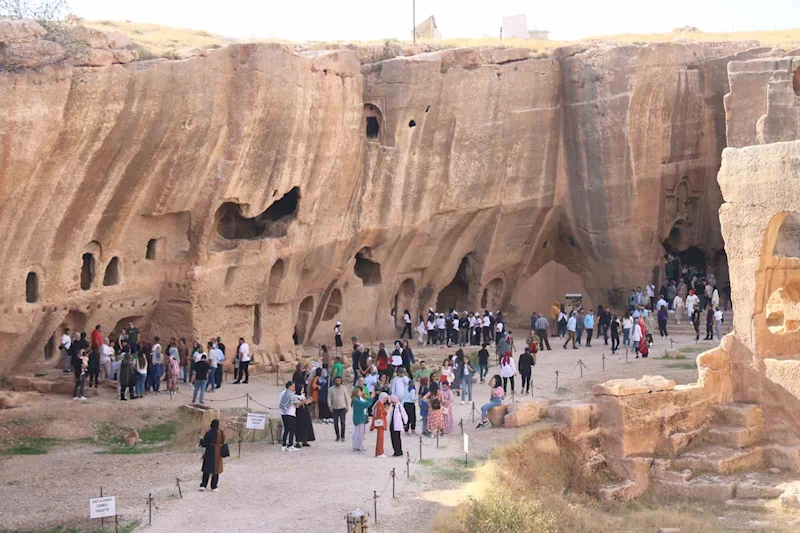 Mardin’deki Dara Antik Kenti ziyaretçilerini cezbediyor