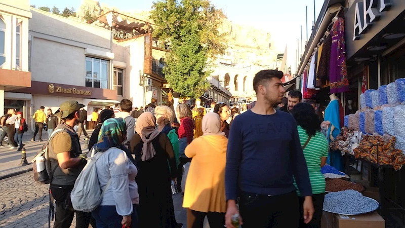 Mardin’de hafta sonu turist yoğunluğu
