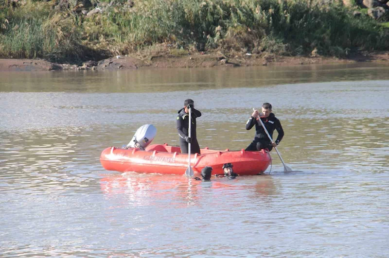 Dicle Nehri’nde kaybolan kızı arama çalışmaları 4. gününde devam ediyor