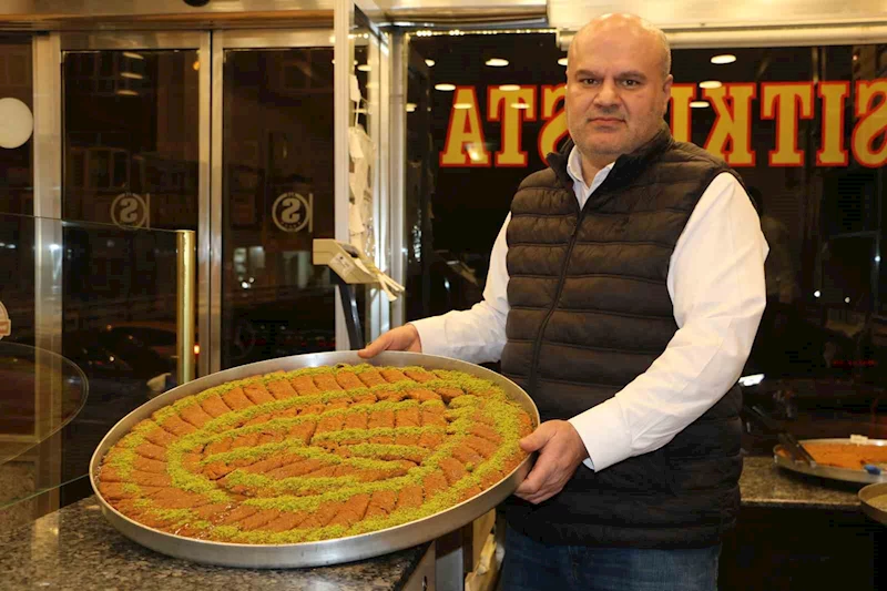 Diyarbakır’da yılbaşı nedeniyle günlük 2 ton tatlı satışı hedefleniyor