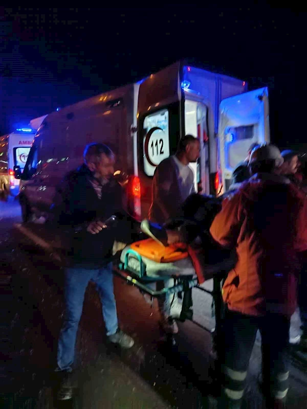 Kızıltepe’de kontrolden çıkan otomobil takla attı: 3’ü çocuk 8 yaralı