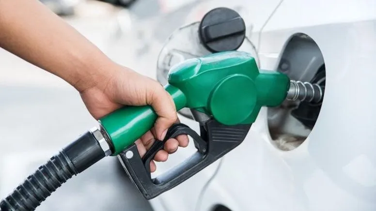 Benzin ve motorine dev vergi zammı geliyor