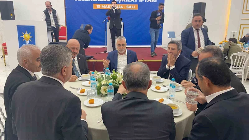 Bakan Işıkhan, Adıyaman’da AK Parti teşkilatıyla iftar yemeğinde bir araya geldi