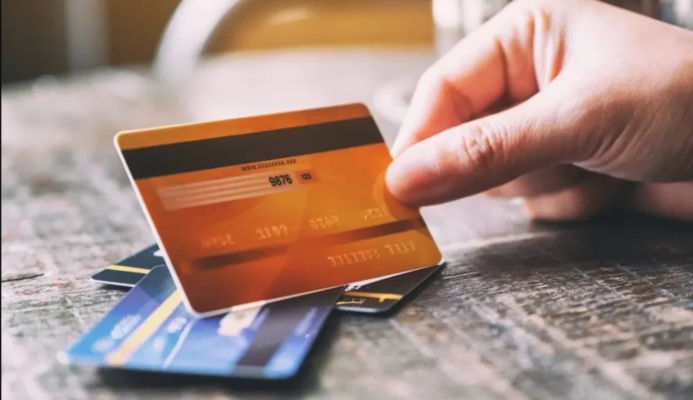 Kredi kartlarına yeni düzenlemeler geliyor