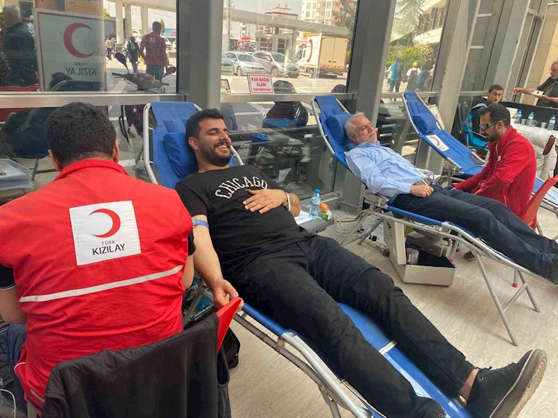 Adıyaman Devlet Hastanesinde kan bağışı kampanyasına ilgi