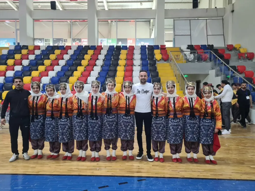 Besni Gençlik Spor Kulübü Küçükler Halk Oyunları ekibi Adıyaman 3.’sü oldu