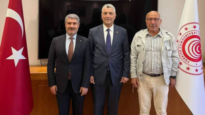 Besni Belediye Başkanı Reşit Alkan, Ticaret Bakanlığı'na önemli bir ziyaret