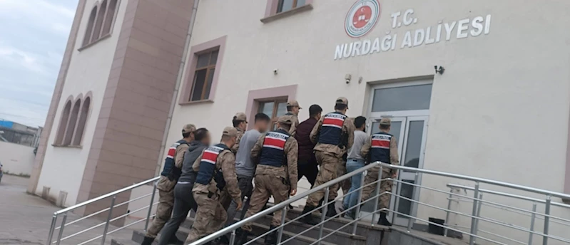 4 göçmen kaçakçısı organizatörü