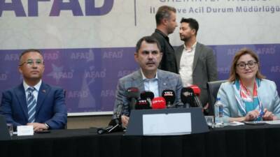 Bakan Kurum: “Hep birlikte yüzyılın en büyük konut yapım seferberliğini