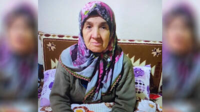 Adıyaman’da 1 katlı evinin çatısından aşağıya düşen kadın hayatını kaybetti.