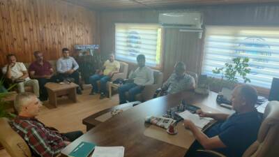 Adıyaman Belediyesi yetkilileri, beton mikserlerinin yolda seyir halindeyken neden olduğu