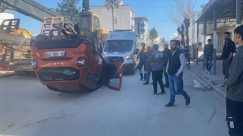 Adıyaman’da, otomobille çarpıştıktan sonra