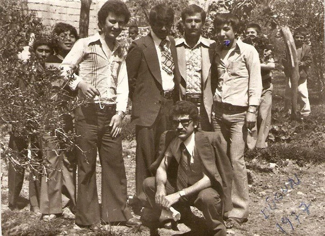 1975-Besni Ayaktakiler s.sağa : 1-