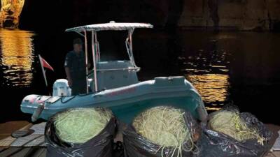 GAZİANTEP'TE AV YASAĞINA UYMAYARAK BALIK AVLAYAN ŞÜPHELİ JANDARMA EKİPLERİNCE YAKALANDI.