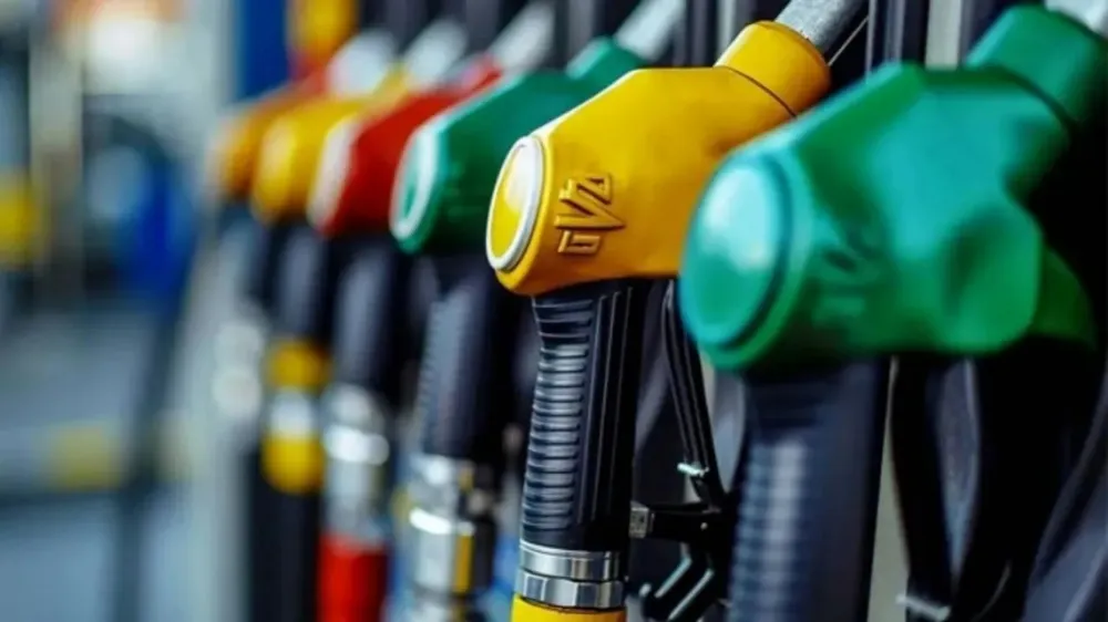 Brent petrol fiyatlarındaki dalgalanma,