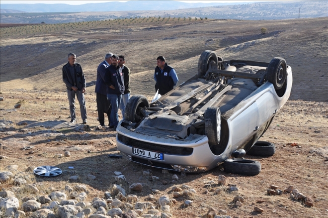 Besni´de Otomobil Takla Attı: 6 Yaralı Besni-Üçgöz Köyü yolunda otomobilin takla atması sonucu meydana gelen trafik