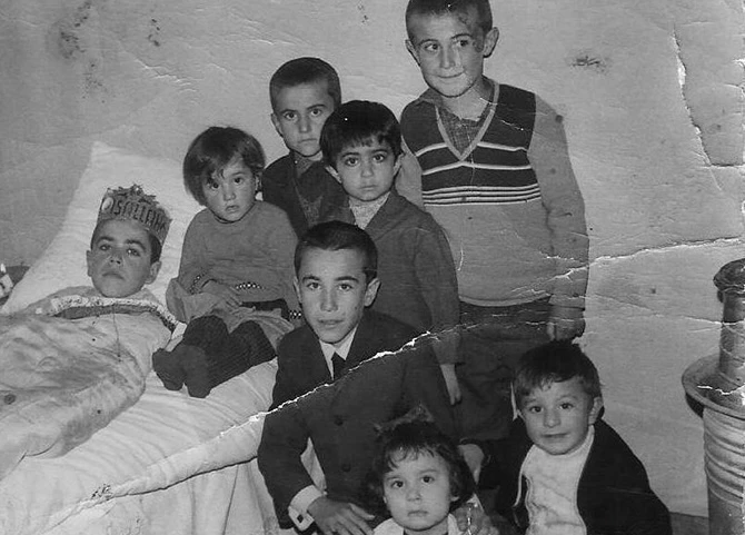 1969- Gaziantep Arka sıra s.sağa: 1-