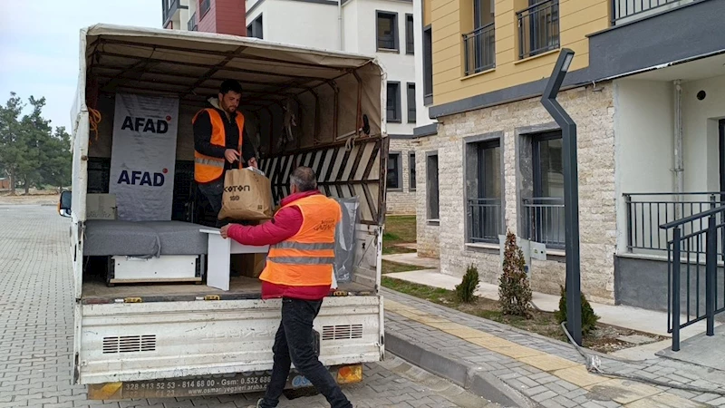 Depremzedeler kalıcı konutlara yerleşmeye