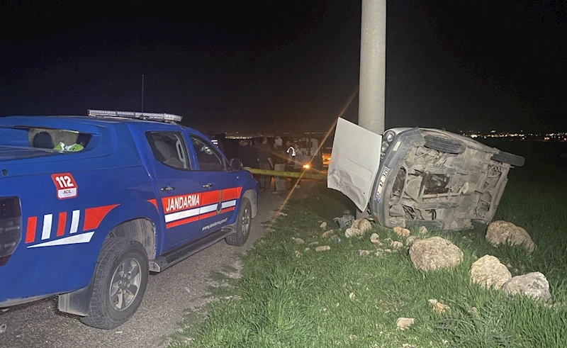 Adıyaman’da kontrolden çıkan otomobilin