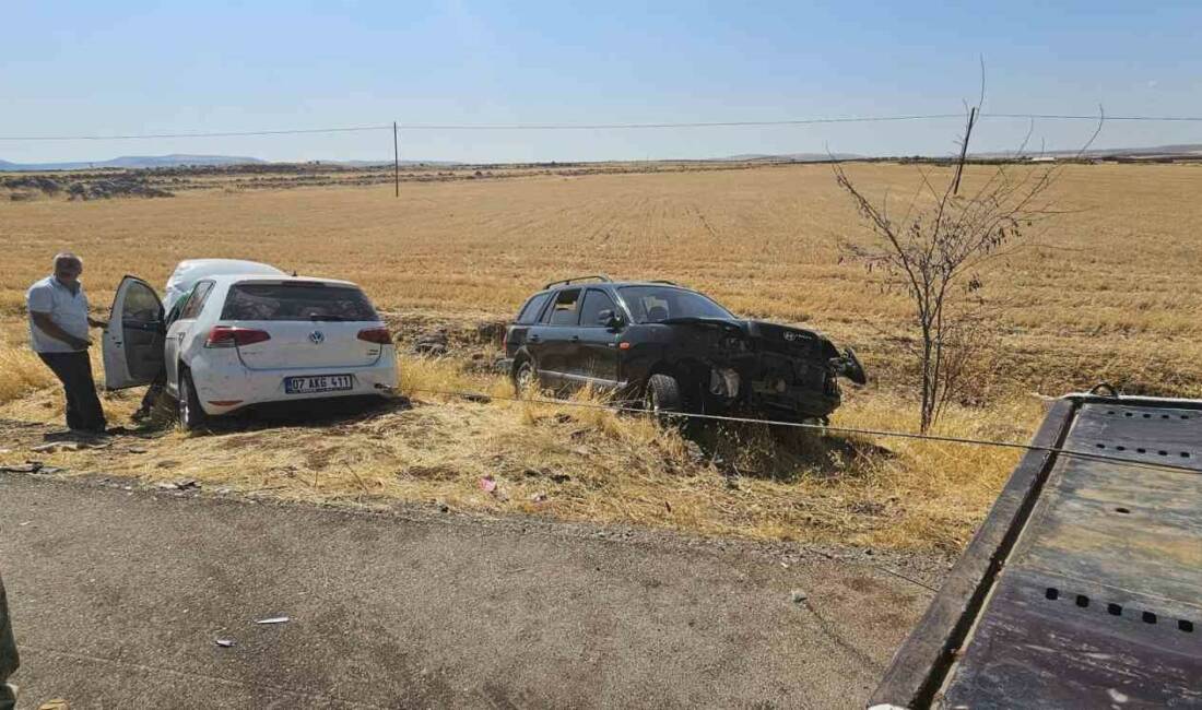 Gaziantep-Kilis karayolunda 2 aracın