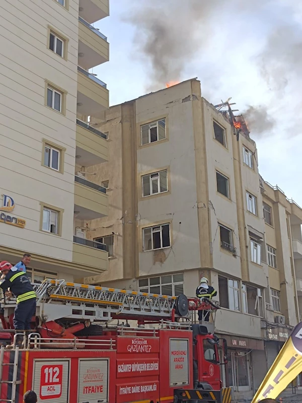 Gaziantep’te korkutan teras yangını