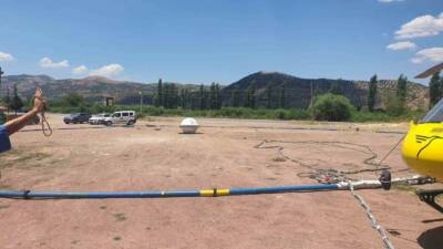 ADIYAMAN’IN GÖLBAŞI İLÇESİNDE HELİKOPTERLE MADEN ARAŞTIRMASI YAPILIYOR.