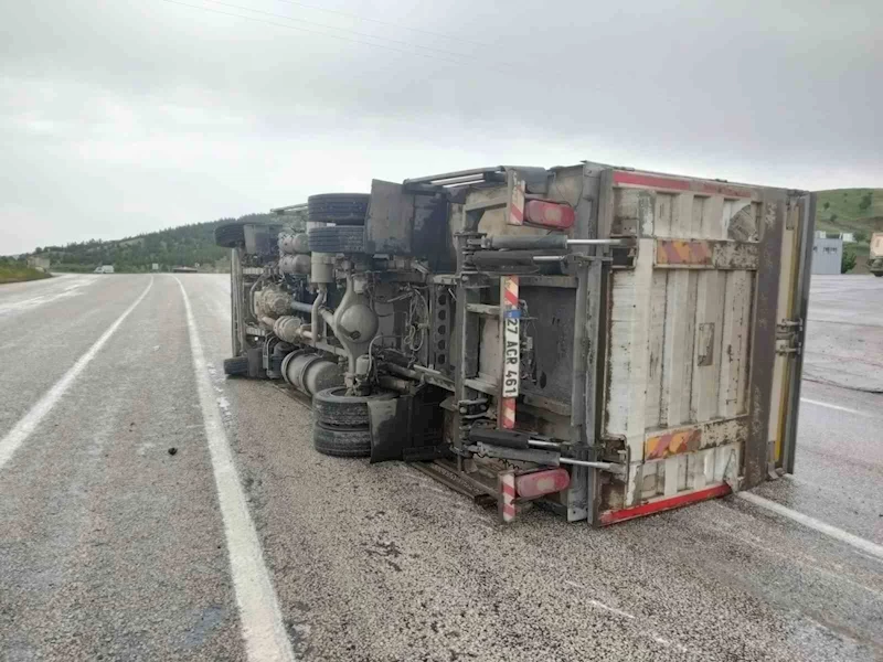 Adıyaman’ın Gölbaşı ilçesinde sürücüsünün