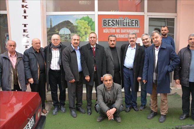 Uşak´ta Besnililer derneğini Parti