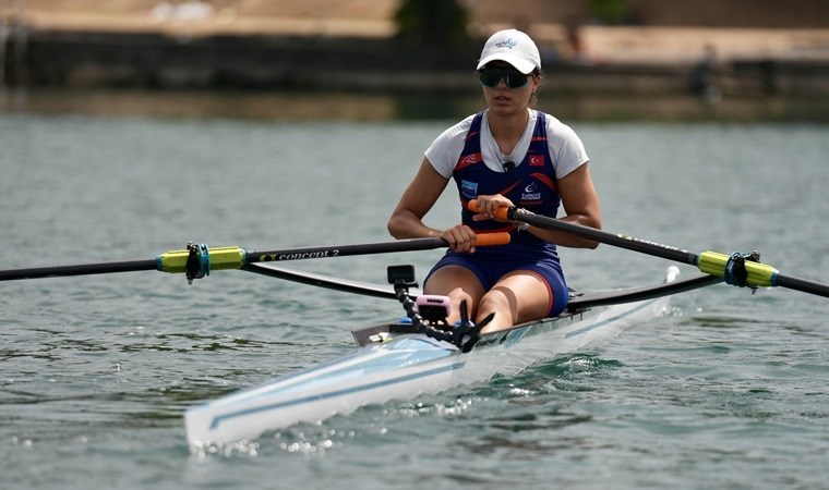 Olimpiyatlar: Milli kürekçi Elis Özbay, çeyrek finale yükseldi