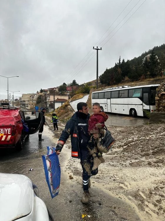 Mardin’in Artuklu ilçesinde çamura