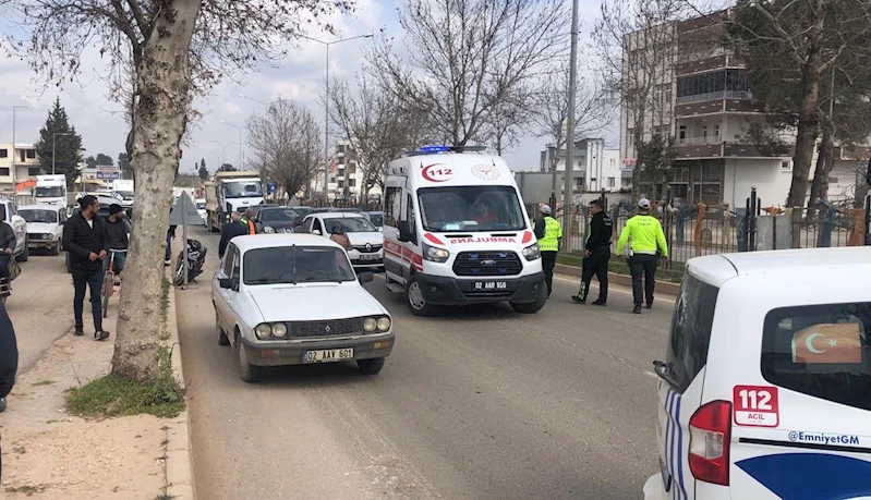 Adıyaman’da, motosiklet ile otomobilin