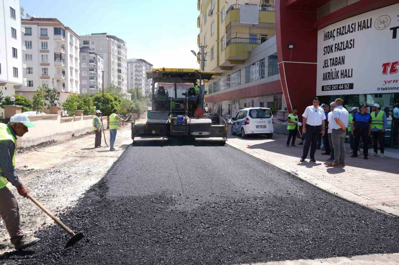 Şehitkamil’de asfalt seferberliği