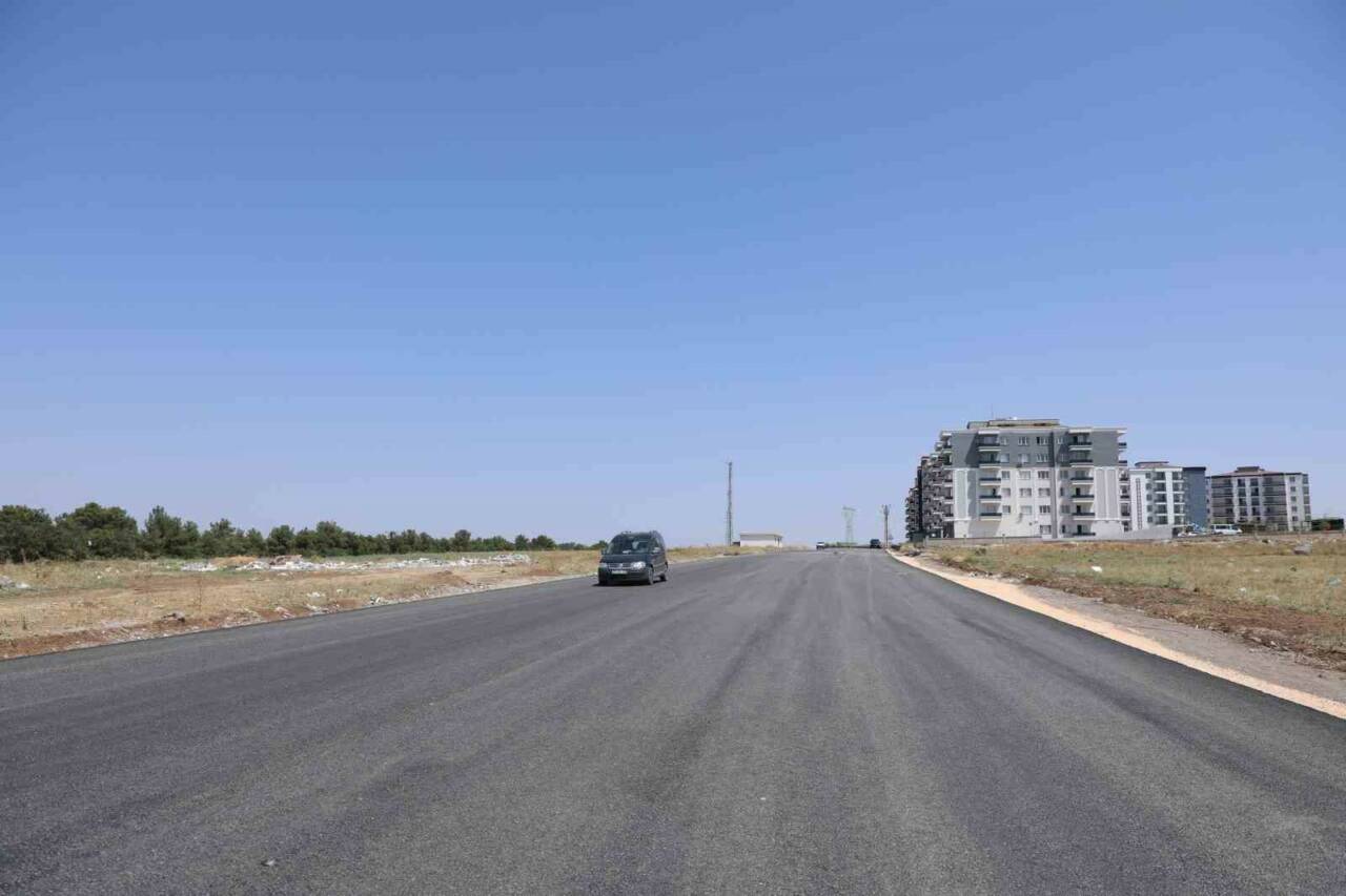 Diyarbakır Büyükşehir Belediyesinin, Sur ilçesinde imara açılan yerlerde vatandaşların ulaşım