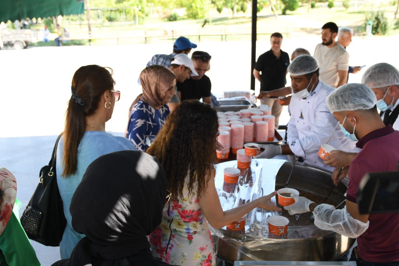 Üniversitede aşure günü programı düzenlendi