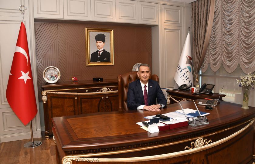 Adıyaman Valisi Mahmut Çuhadar, 10 Ocak Çalışan Gazeteciler Günü dolayısıyla