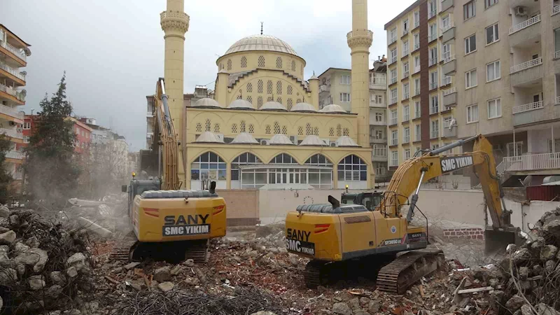 Yarım asırlık kütüphanenin yıkımı