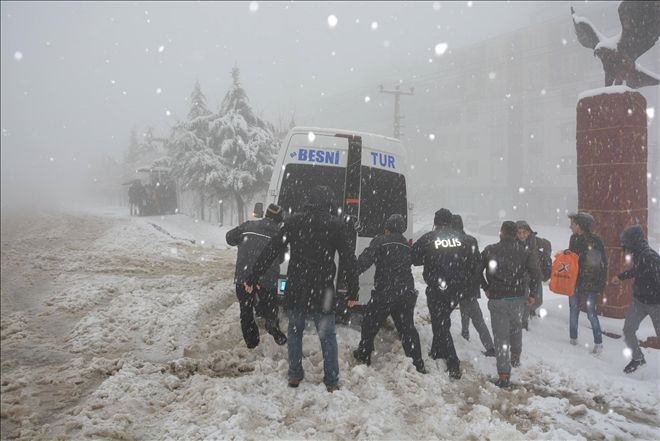 Gaziantep istikametinden Besni´ye gelen