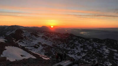 Adıyaman’daki Nemrut Dağı, her yıl binlerce kişiyi güneşin doğuşunu ve