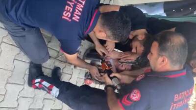 Batman’ın Çay Mahallesi’nde 2 yaşındaki Eslem E., oyun oynarken girdiği