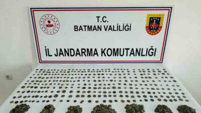 Batman İl Jandarma Komutanlığı tarafından düzenlenen operasyonlarda çok sayıda uyuşturucu