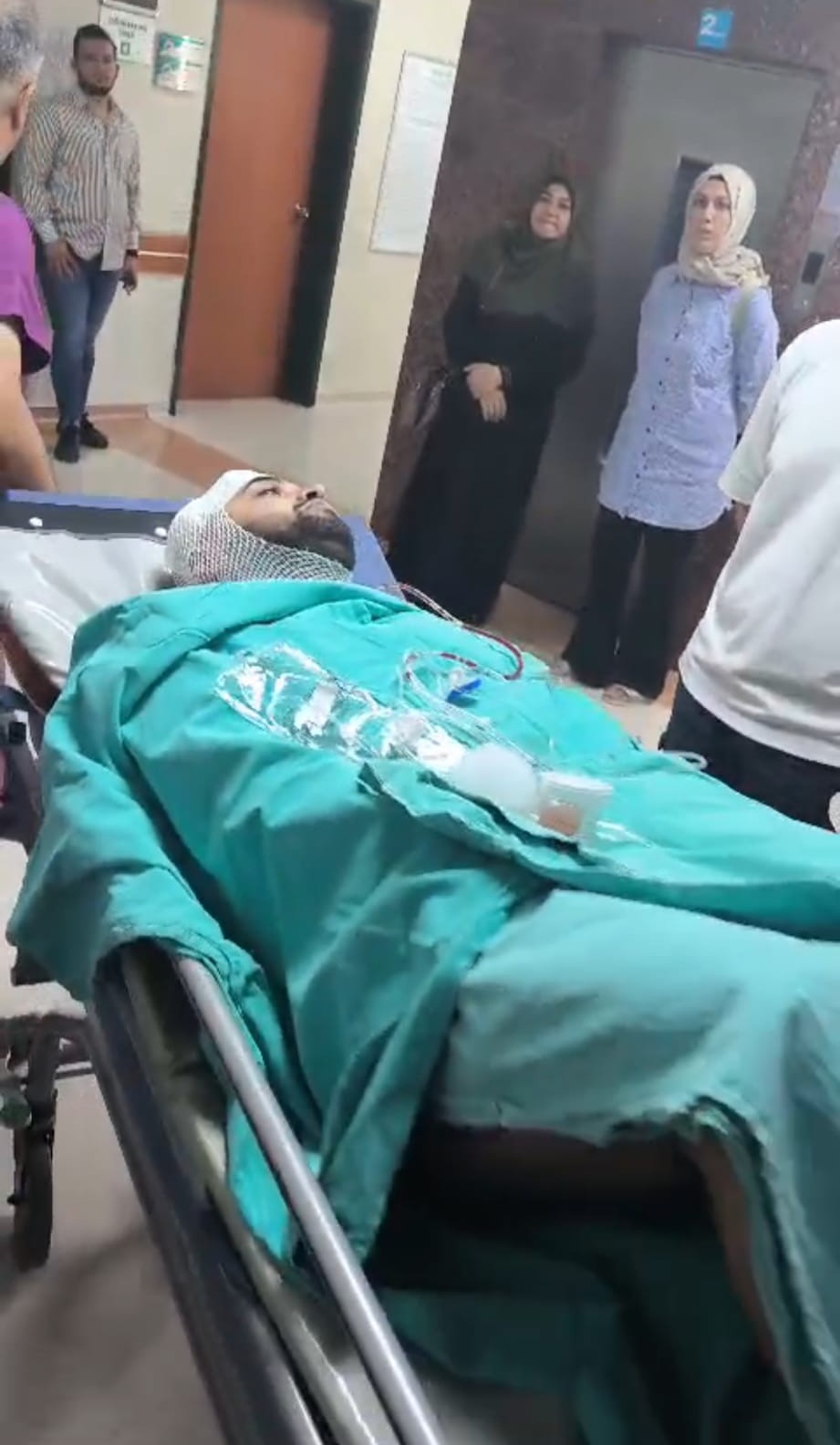 Gaziantep'te kına gecesinde yaşanan şiddet olayında damat ağır yaralandı. 