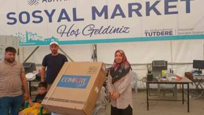 Adıyaman Belediyesi, hayırseverlerin desteğiyle temin edilen 75 tekerlekli sandalyeyi sosyal