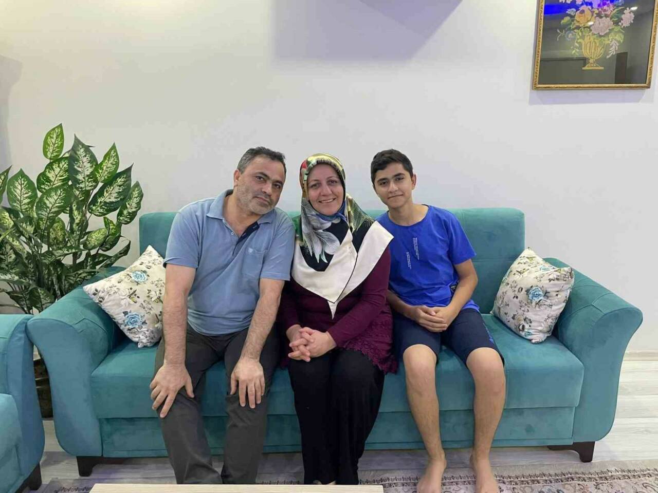 İzmir’de gittiği hastanede omurilik tümörü tanısı konulan hasta, Diyarbakır Gazi