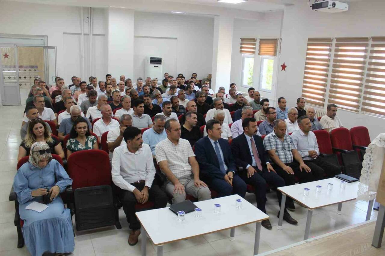 Kahta'da, 2024-2025 eğitim öğretim dönemi için sene başı okul müdürleri