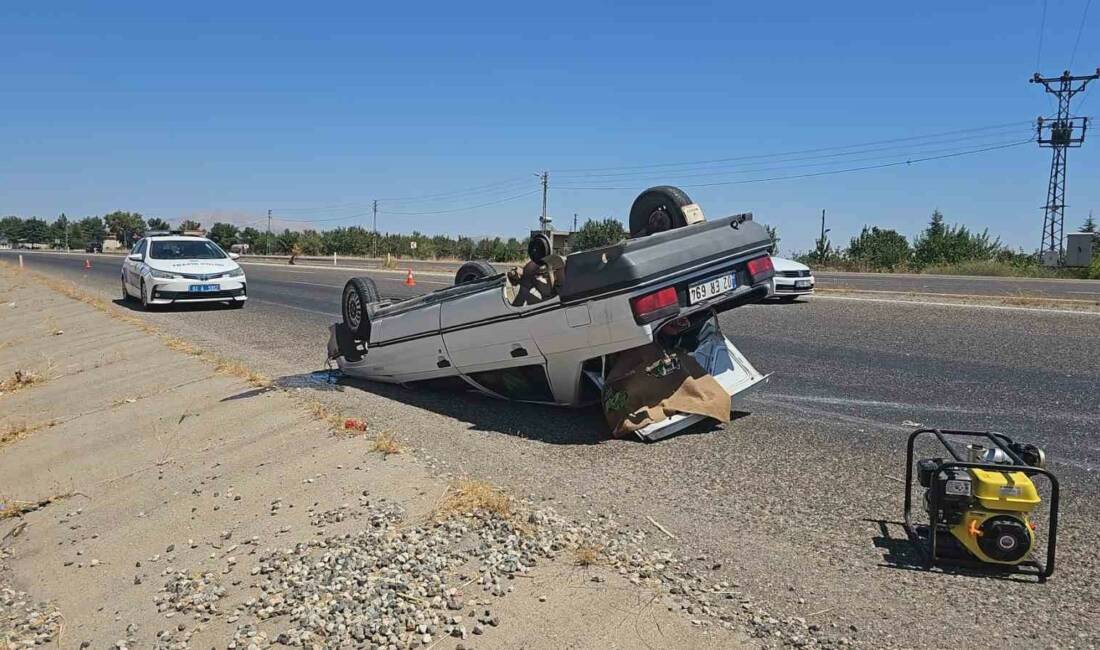 Adıyaman’da, sürücüsünün direksiyon hakimiyetini