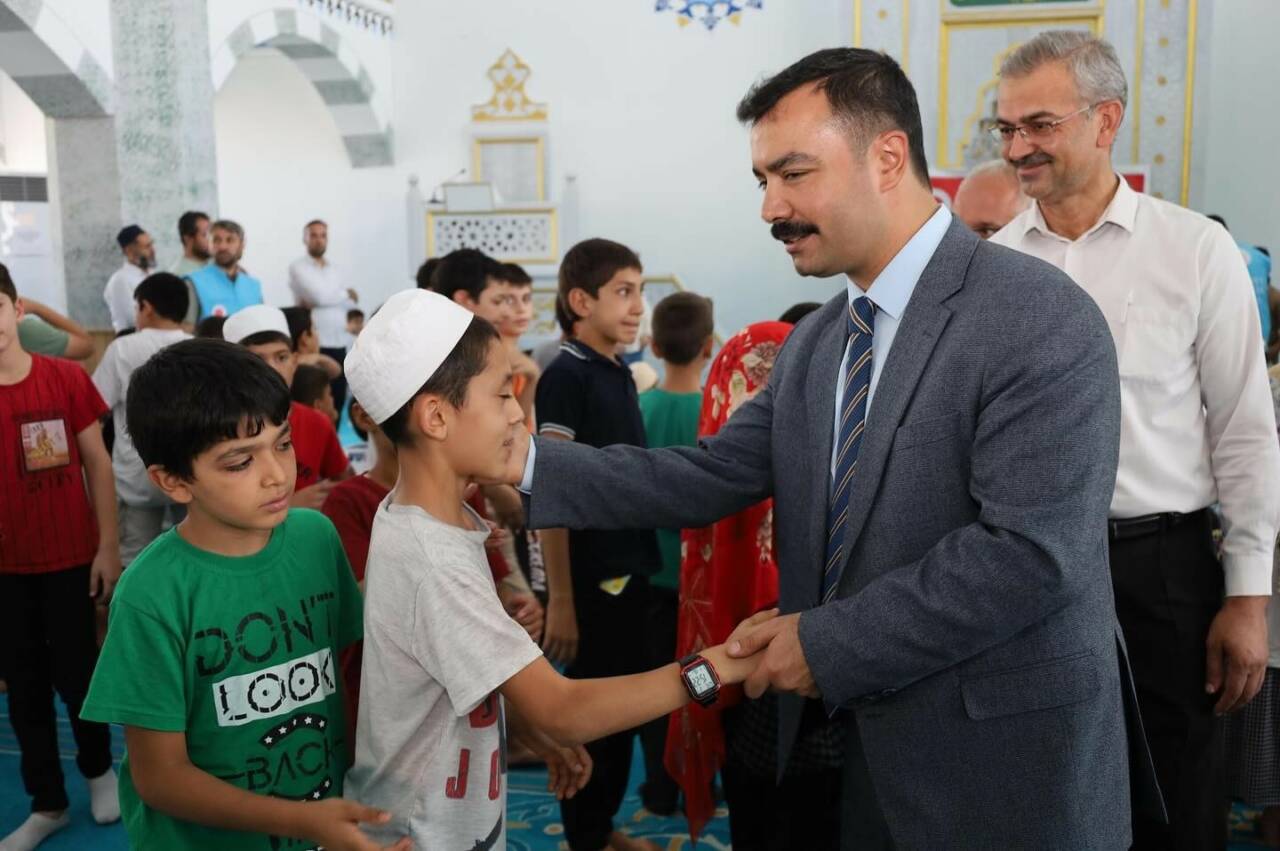Adıyaman’ın Kahta ilçe Müftülüğü tarafından İhlas Camii’nde Yaz Kur’an Kursu’na