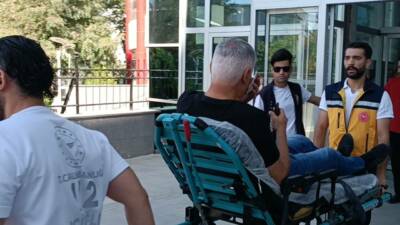 Adıyaman Adliyesi'nin bahçesinde iki grup arasında çıkan kavgada iki kişi