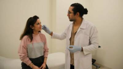 Gaziantep Şehir Hastanesi Dermatoloji Uzmanı Dr. Zeynel Önder, bilinçsizce yapılan
